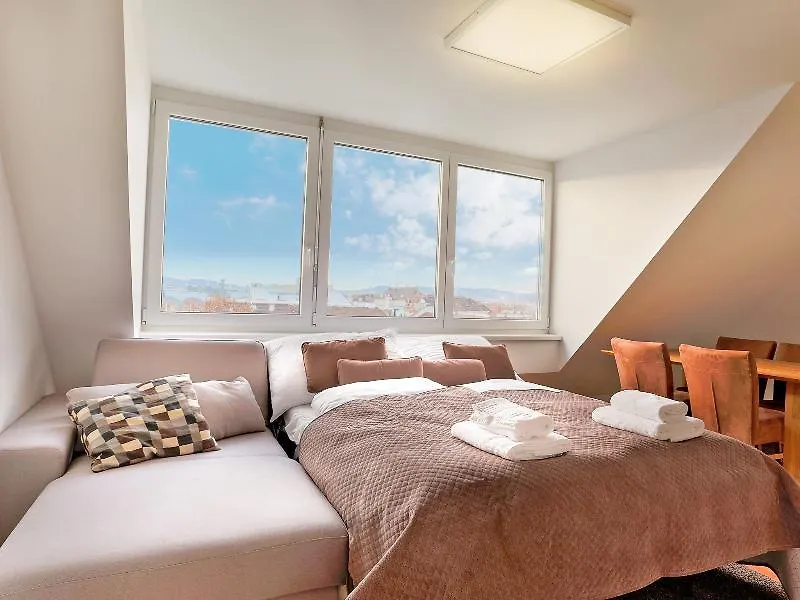 Sky9 Penthouse Apartment With City View Vienna Austria